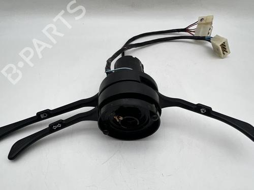 Used Switch Switch LADA NIVA Closed Off-Road Vehicle (2121, 2131) 1700 i 4x4 (82 hp) 40598928 40598928