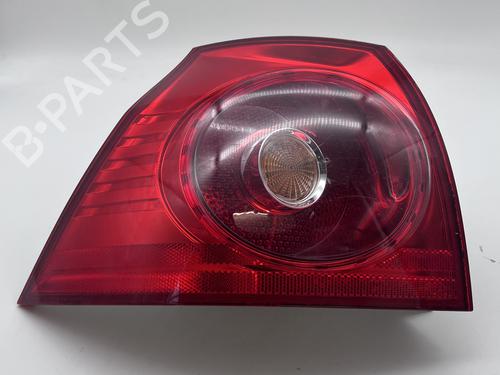 Venstre baglygte Venstre baglygte VW GOLF V (1K1) 1.4 FSI (90 hp) 39682687 39682687