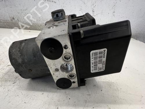 abs-pump-audi-a4-b6-avant-8e5-2000-2001-2002-2003-2004-2005-39673281 main image