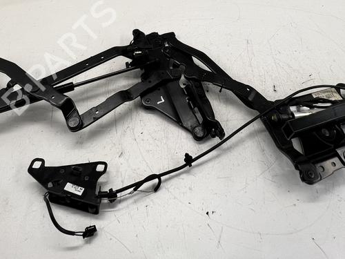 Used Hinge/Door check strap Hinge/Door check strap OPEL ASTRA H TwinTop (A04) 1.9 CDTi (L67) (150 hp) 39673137 39673137