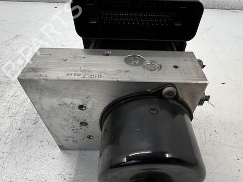 Used ABS pump ABS pump MERCEDES-BENZ C-CLASS T-Model (S203) C 180 Kompressor (203.246) (143 hp) 39680418 39680418