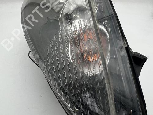 Used Right headlight Right headlight FORD FIESTA VI (CB1, CCN) 1.25 (60 hp) 40266165 40266165