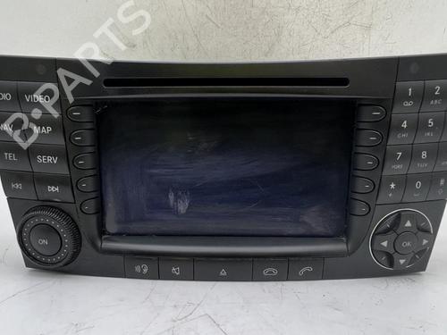 Used Radio Radio MERCEDES-BENZ E-CLASS T-Model (S211) E 320 T CDI (211.226) (204 hp) 39677985 39677985