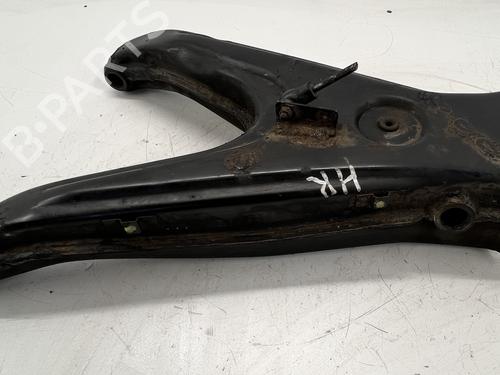 Used Right rear steering knuckle Right rear steering knuckle JAGUAR XJ (XJ40, XJ81) 6 3.2 24V (199 hp) 39670804 39670804