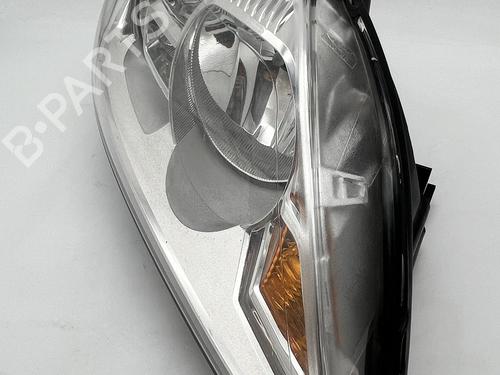 Used Right headlight Right headlight FORD FOCUS II Turnier (DA_, FFS, DS) 2.0 TDCi (136 hp) 39680784 39680784