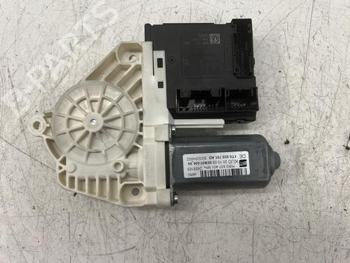 Left front window motor SEAT LEON (1P1) 1.4 16V | BP39986329E21 - Image 2