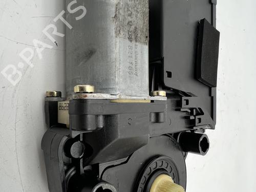 Rudehejsemotor forskærm højre Rudehejsemotor forskærm højre 39678736 39678736