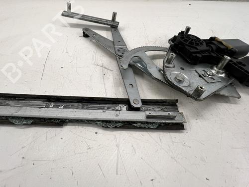 Used Right rear window motor Right rear window motor 39670473 39670473