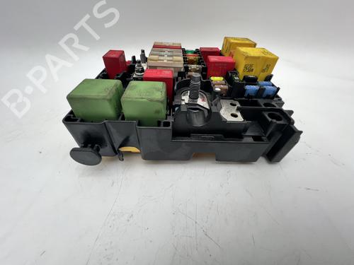 fuse-box-peugeot-2008-i-cu_-2013-39676236 main image