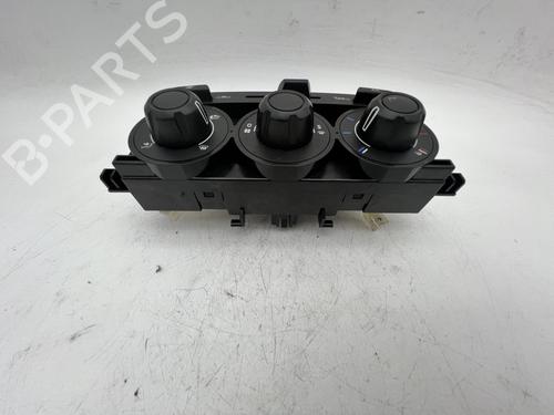 AC-Styringsenhed/Manøvreenhed AC-Styringsenhed/Manøvreenhed CITROËN C3 II (SC_) 1.4 (73 hp) 39676481 39676481