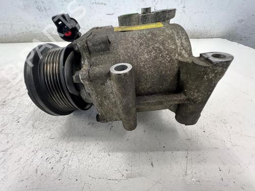 Used AC compressor AC compressor FORD FIESTA VI (CB1, CCN) 1.25 (82 hp) 39679625 39679625