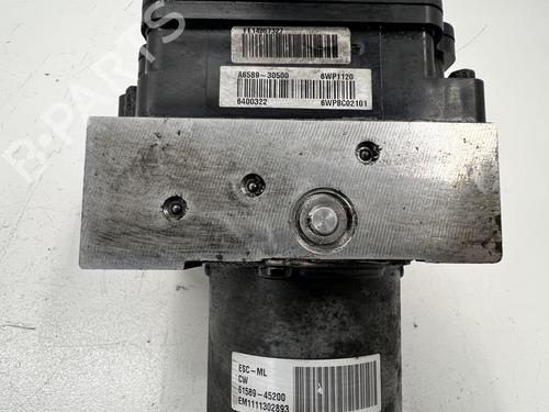 abs-pump-hyundai-i30-gd-2011-39673917 main image