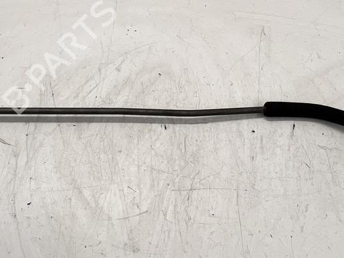 Charnière/Limiteur de porte Charnière/Limiteur de porte MITSUBISHI ECLIPSE I (D2_A) 2.0 i 16V (D22A, D27A) (150 hp) 39674706 39674706