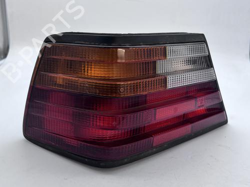 Venstre baglygte Venstre baglygte MERCEDES-BENZ 124 Saloon (W124) 300 D (124.130) (113 hp) 39681990 39681990
