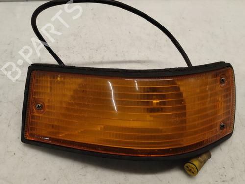 Used Right front indicator Right front indicator BMW 5 (E28) 525 e (122 hp) 40352917 40352917