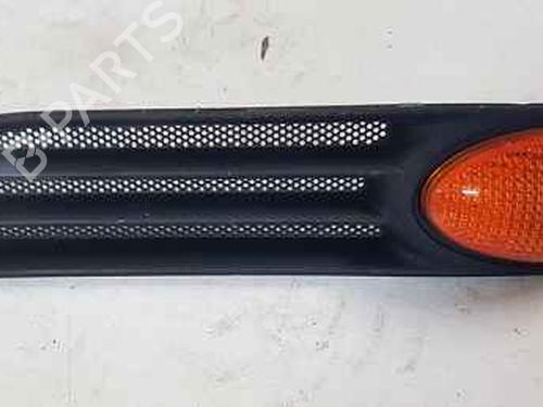 Used Right front indicator Right front indicator MINI MINI Convertible (R52) Cooper (116 hp) 40356137 40356137