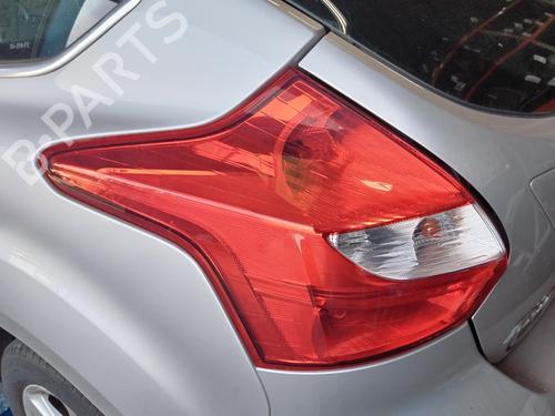 left-taillight-ford-focus-iii-2010-2011-2012-2013-2014-2015-2016-2017-2018-2019-2020-40349637 main image