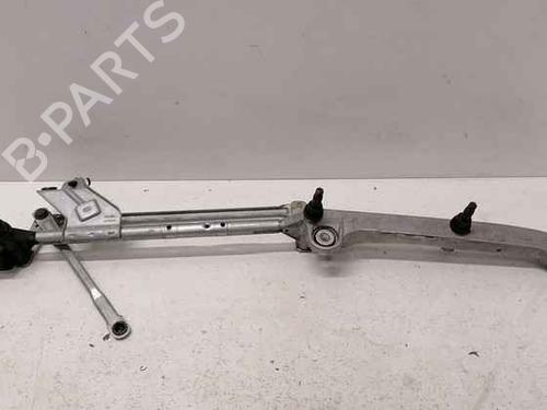 front-wipers-mechanism-bmw-2-gran-tourer-f46-2014-40348979 main image