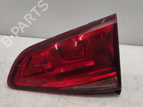 right-tailgate-light-vw-golf-vii-5g1-bq1-be1-be2-2012-2013-2014-2015-2016-2017-2018-2019-2020-2021-40350278 main image