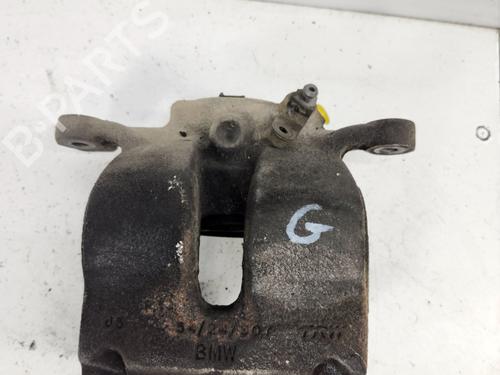 left-front-brake-caliper-bmw-2-gran-tourer-f46-2014-40352833 main image