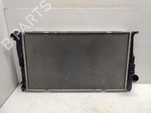 Used Water radiator Water radiator BMW 1 (E87) 123 d (204 hp) 40349966 40349966