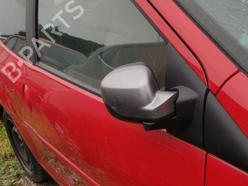 right-front-door-renault-twingo-ii-cn0_-2007-40352624 main image