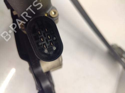 Front left window mechanism BMW 5 (E60) 525 d | BP40350470C22 - Image 4