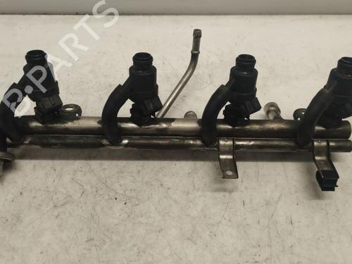 injection-rail-bmw-3-e46-1997-1998-1999-2000-2001-2002-2003-2004-2005-40352150 main image