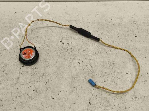 speaker-bmw-2-gran-tourer-f46-2014-40356574 main image