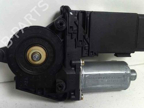 right-front-window-motor-vw-passat-b5-3b2-1996-1997-1998-1999-2000-2001-40353469 main image