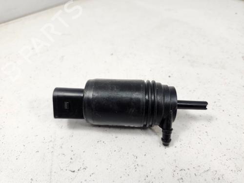 Used Washer pump Washer pump BMW 1 (F20) 118 d (143 hp) 40353524 40353524