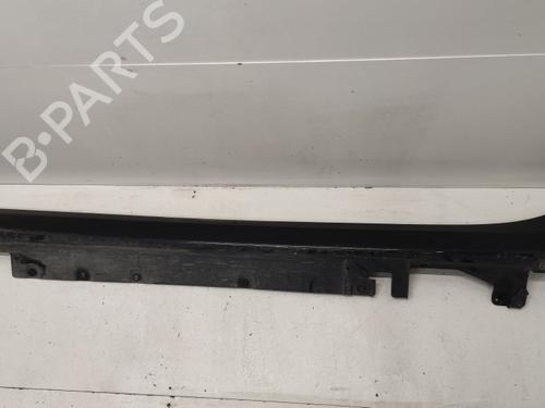 left-sideskirt-bmw-1-f40-2019-40353522 main image