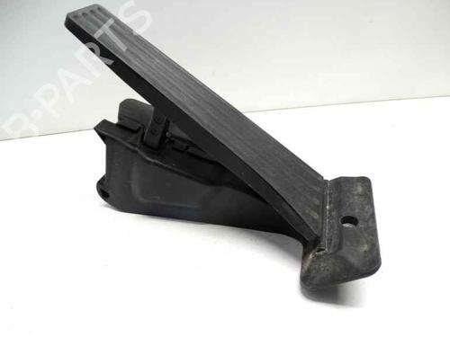 pedal-bmw-1-f20-2011-2012-2013-2014-2015-2016-2017-2018-2019-40453832 main image