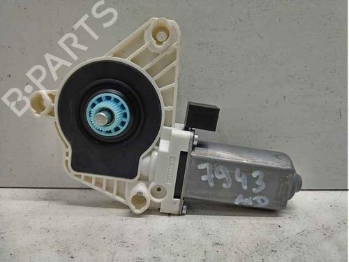 right-front-window-motor-vw-golf-vii-5g1-bq1-be1-be2-2012-2013-2014-2015-2016-2017-2018-2019-2020-2021-40349429 main image