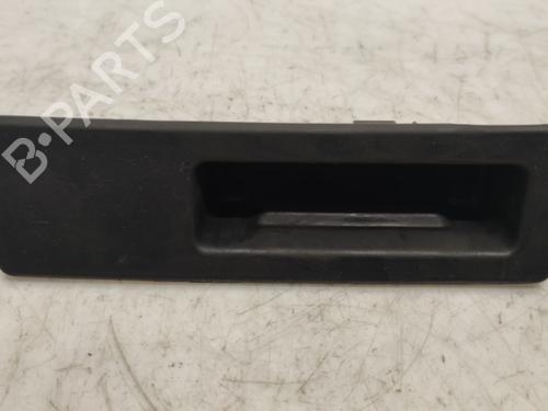 switch-bmw-5-f10-2009-2010-2011-2012-2013-2014-2015-2016-40352852 main image