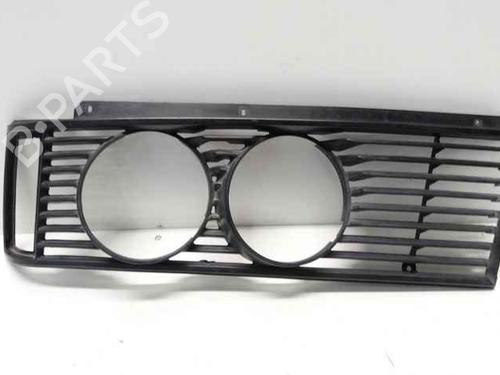 Used Headlight eyebrow Headlight eyebrow BMW 3 (E21) 323 i (143 hp) 40356979 40356979