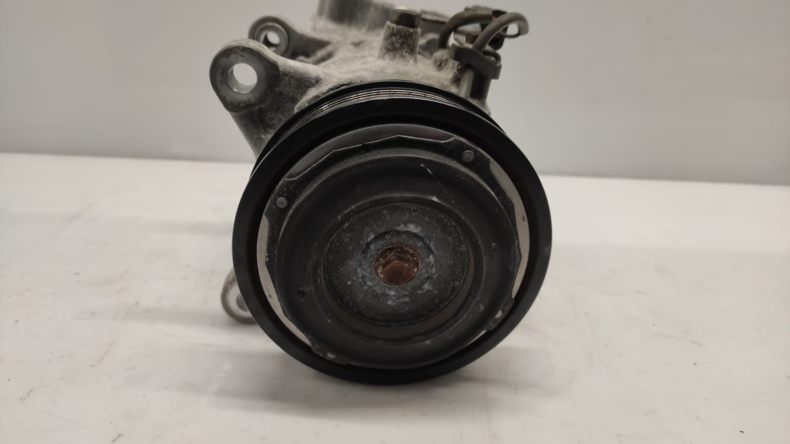 AC compressor BMW 3 Gran Turismo (F34) 330 i | BP40350017M34 - Image 2