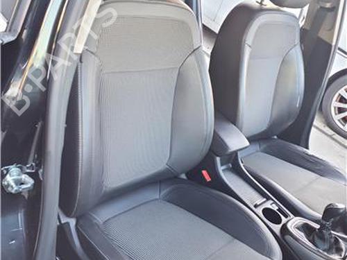 Used Right front seat Right front seat 38398110 38398110