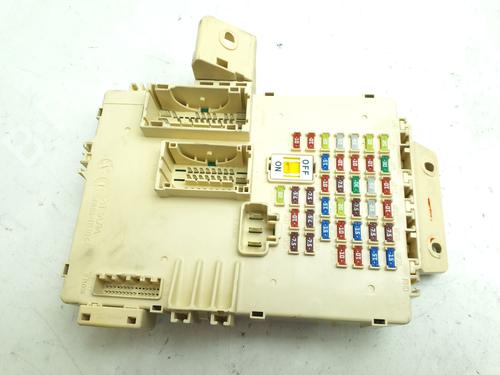 Used Fuse box Fuse box 38400895 38400895
