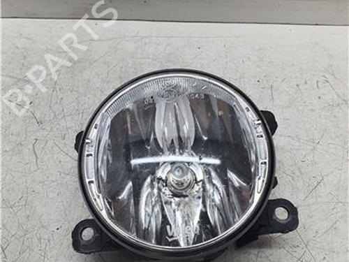 left-front-fog-light-renault-megane-iv-saloon-2016-38367439 main image