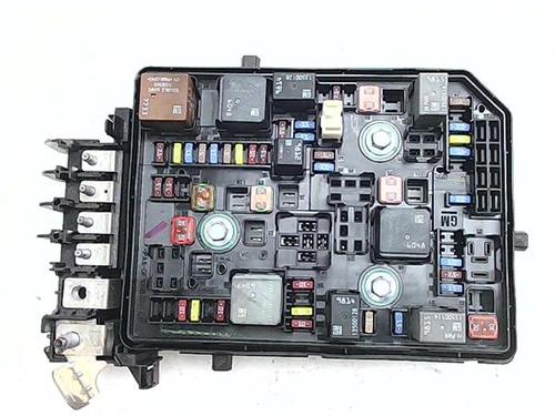 Used Fuse box Fuse box 38396572 38396572