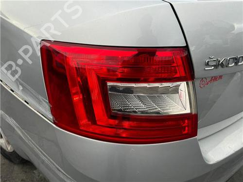 left-taillight-skoda-octavia-iii-combi-5e5-5e6-2012-2013-2014-2015-2016-2017-2018-2019-2020-38374375 main image