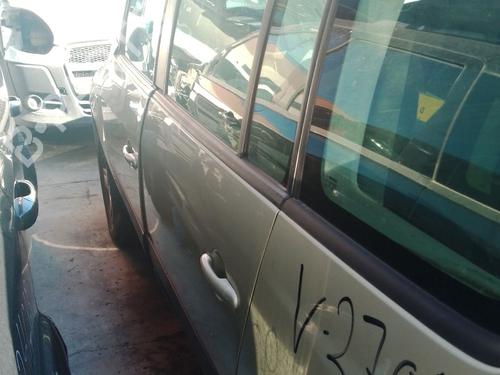 Dør venstre bagtil Dør venstre bagtil RENAULT ESPACE IV (JK0/1_) 2.2 dCi (JK0H) (150 hp) 39890252 39890252