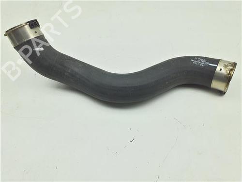 tubo-do-intercooler-infiniti-qx30-2016-38375537 main image