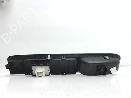 Right front window switch DACIA SANDERO III 1.0 TCe 90 | BP38384066I26 - Image 4