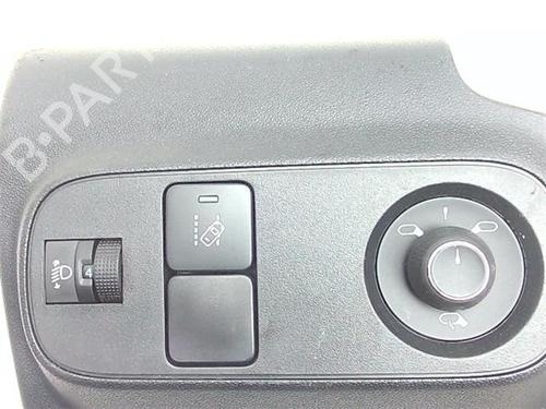 Switch CITROËN C3 III (SX) 1.5 BlueHDi 100 (SXYHYP, SXYHTU) | BP39961990I30 - Image 2