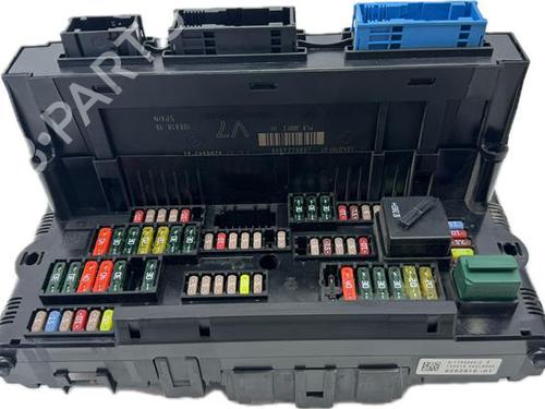 Used Fuse box Fuse box 38375685 38375685