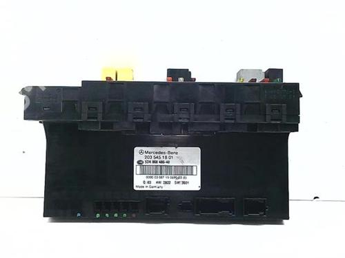 Used Fuse box Fuse box 38392776 38392776