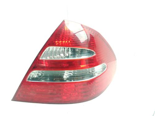 right-taillight-mercedes-benz-e-class-w211-2002-2003-2004-2005-2006-2007-2008-2009-38333779 main image