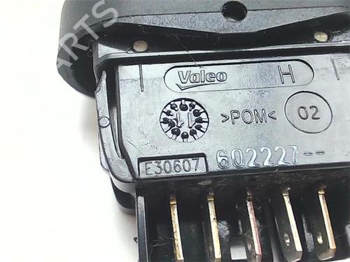 Right front window switch DACIA DUSTER (HS_) 1.5 dCi (HSMC) | BP38383040I26 - Image 3